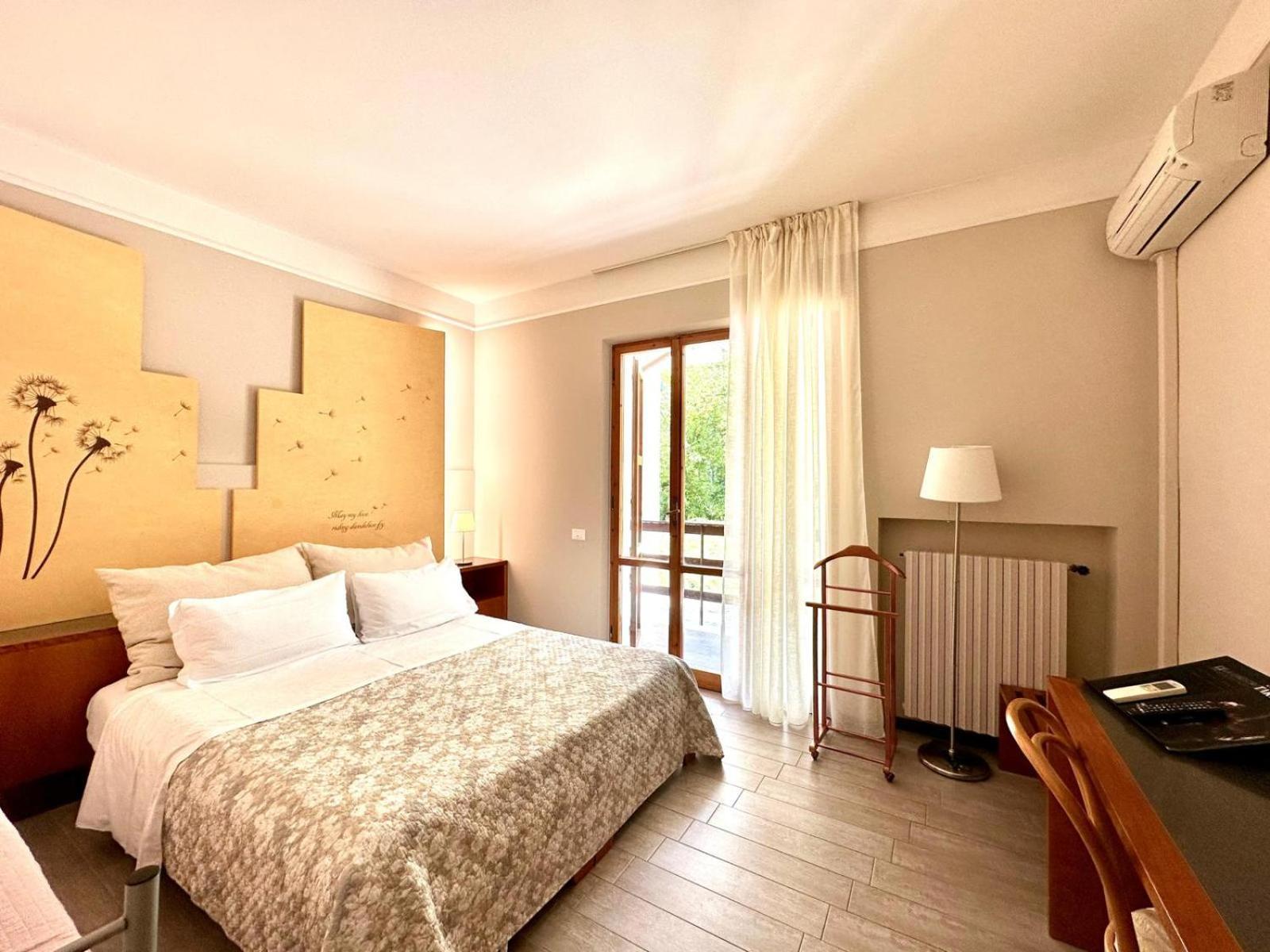 Hotel La Ginestra Acqualagna Zewnętrze zdjęcie
