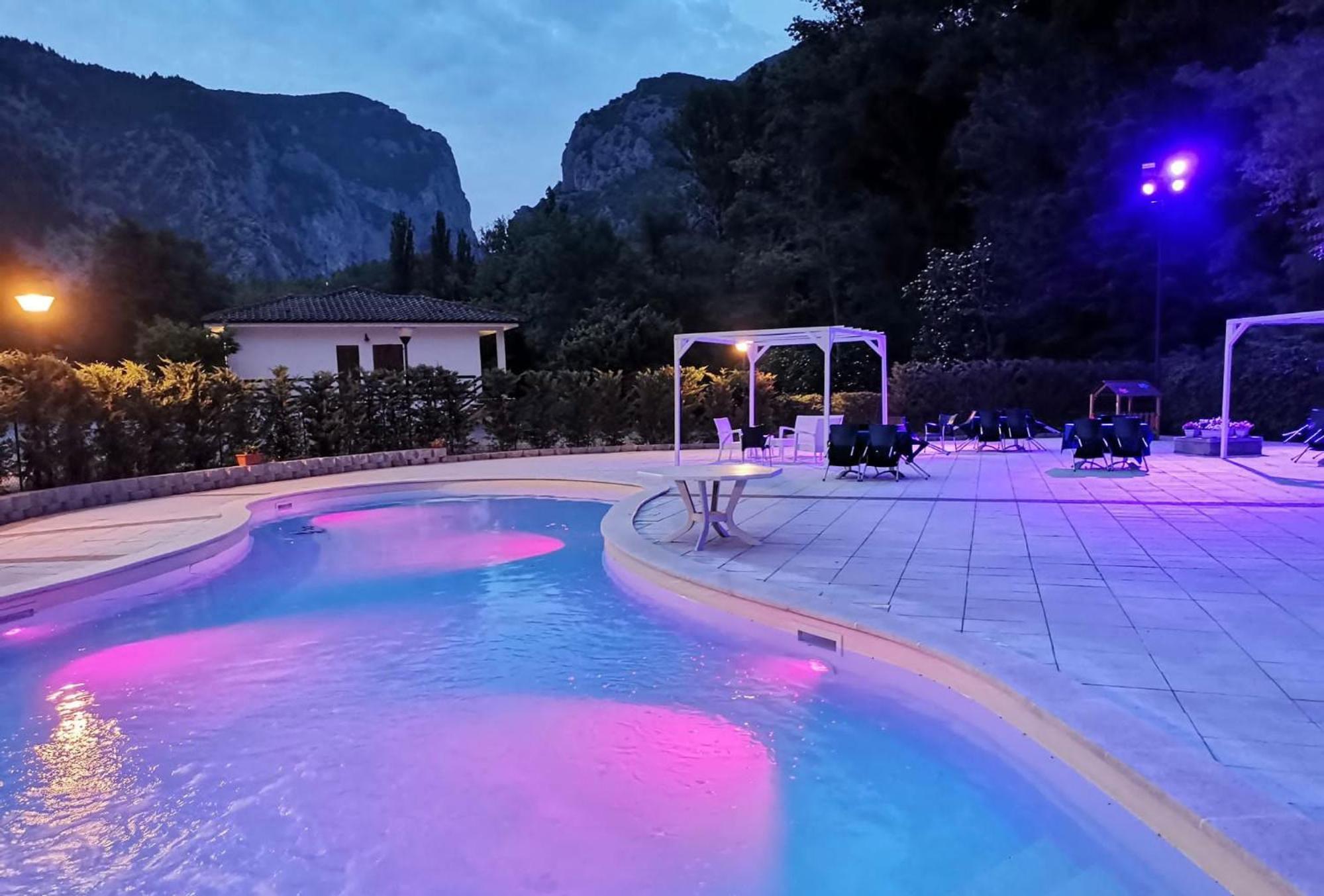 Hotel La Ginestra Acqualagna Zewnętrze zdjęcie