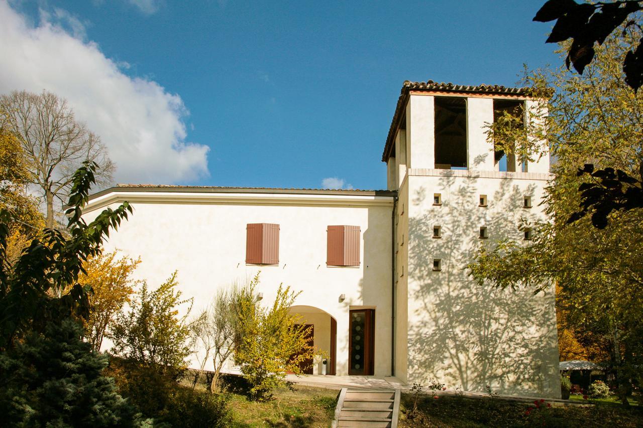 Hotel La Ginestra Acqualagna Zewnętrze zdjęcie